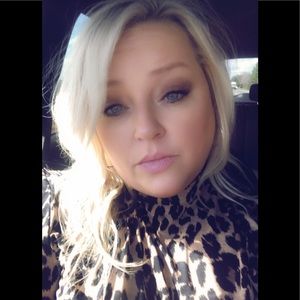 Meet your Posher, Tiffany